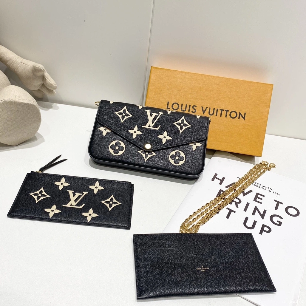 AAA Pruses Bags POCHETTE FÉLICIE LOUIS VUITTON 0822